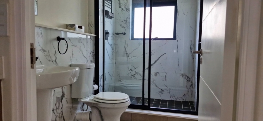 1 Bedroom Property for Sale in Sandown Western Cape